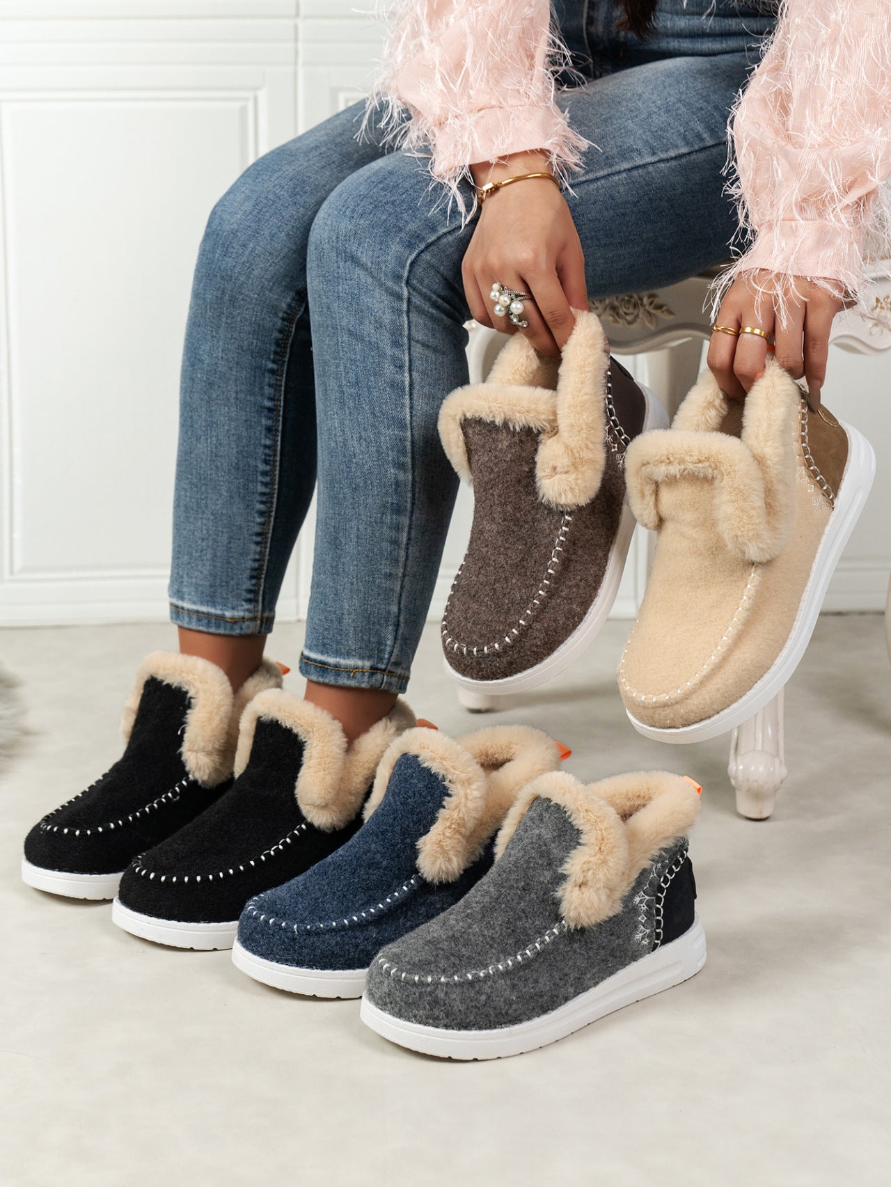 Furry Toe Flat Sneakers