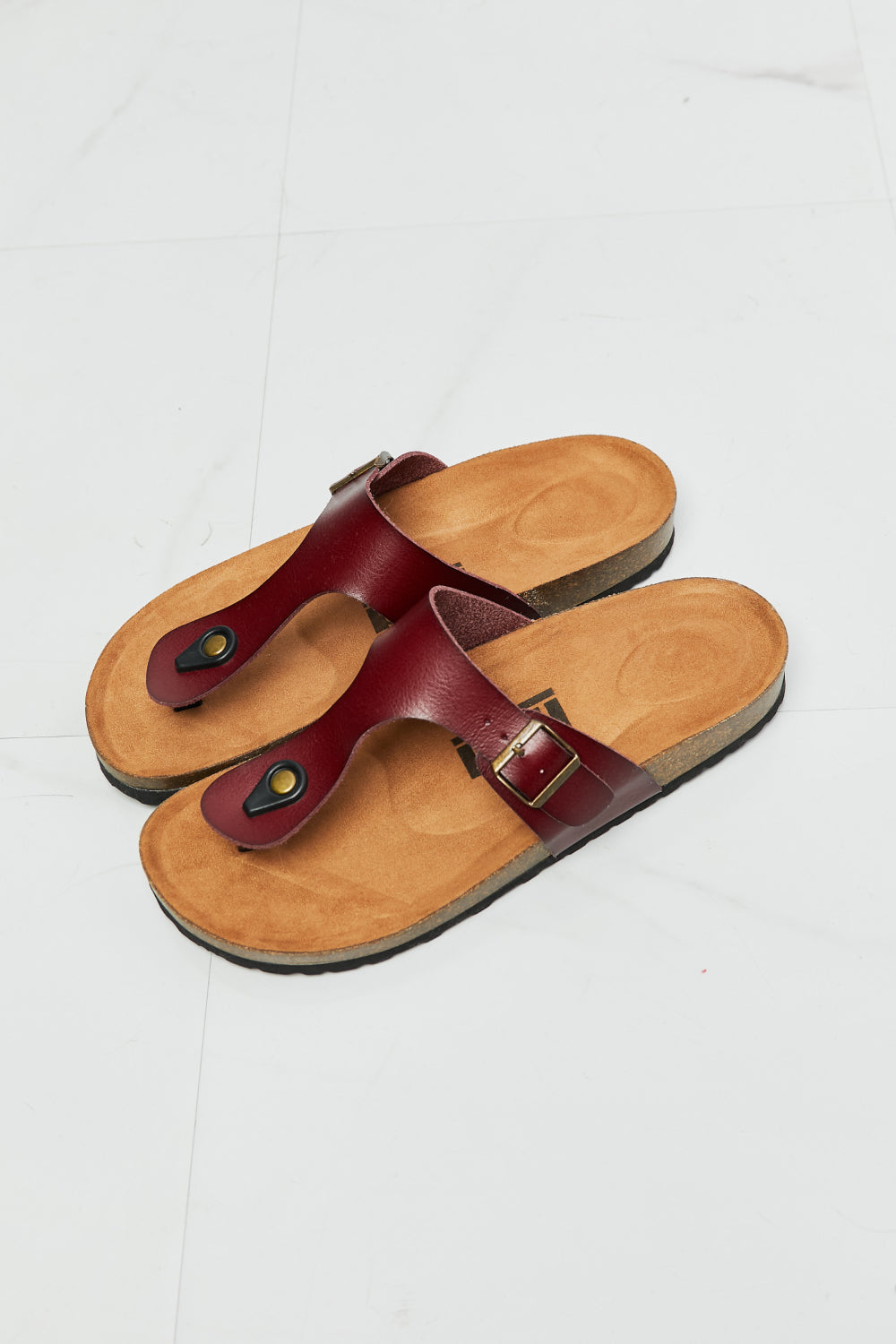 Chic Flip-Flop in Brown